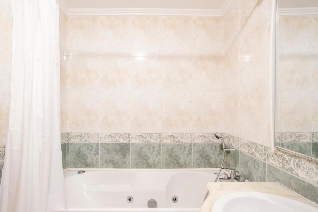 Apartamento Em Lisboa, Perto De Sintra Fontainhas  Buitenkant foto